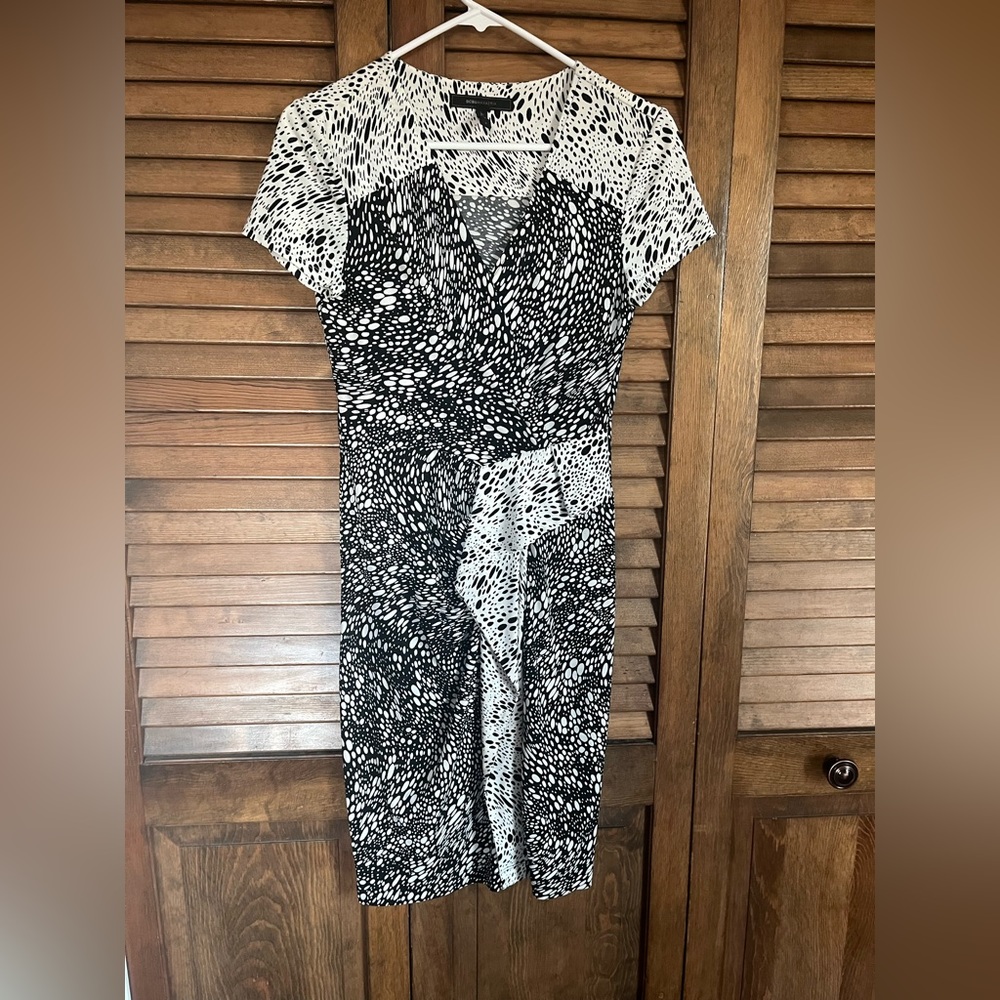 BCBG MaxAzria S Black and white/cream dress